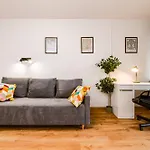 Old Town Square - Balcony, Location - By Rentujemy Apartamento Breslavia