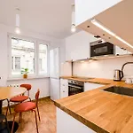 Old Town Square - Balcony, Location - By Rentujemy Apartamento *