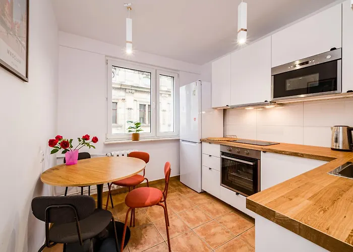 Old Town Square - Balcony, Location - By Rentujemy Apartment